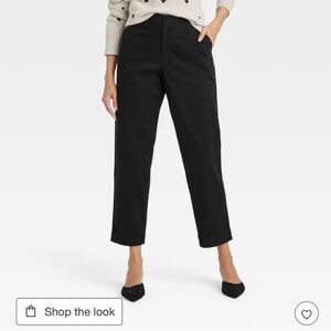 Women’s Black Ankle Pant